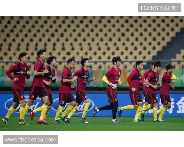 中国杯国足迎战冰岛队期待精彩对决展现球队实力与风采