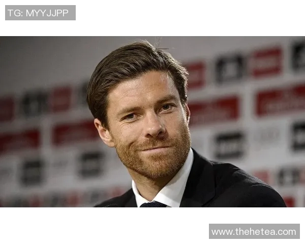 哈维阿隆索宣布退役后将执教皇马青年队开启新篇章