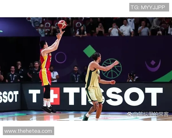 胡明轩：从青涩新星到篮球场上的璀璨巨星之路